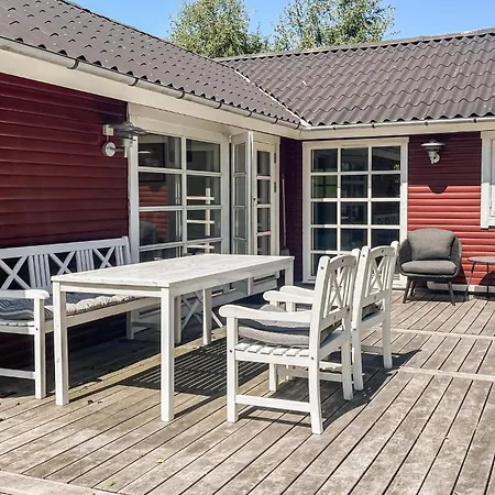 Feriehus 3 Bedroom Pet Friendly In Vig