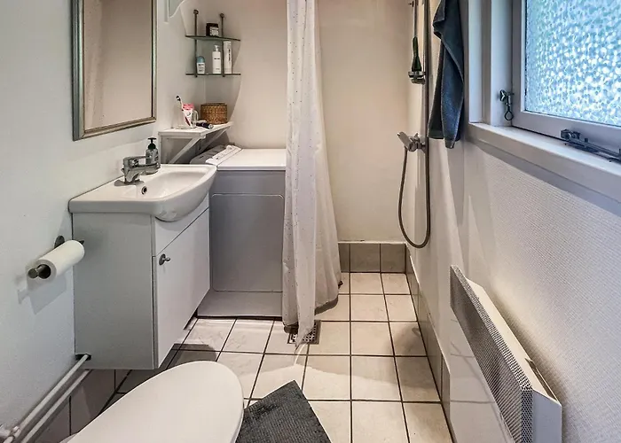 3 Bedroom Pet Friendly In